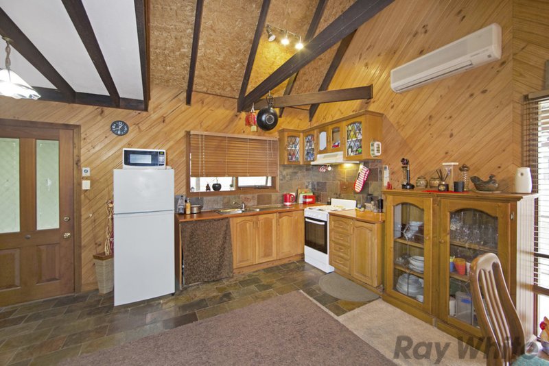 Photo - 57 Terence Avenue, Lake Munmorah NSW 2259 - Image 5