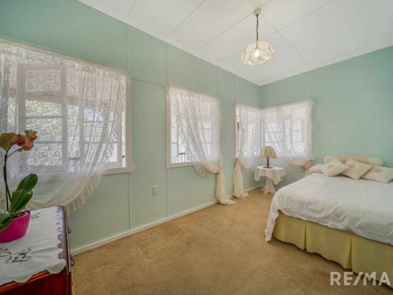 Photo - 57 The Grange Road, Gleneagle QLD 4285 - Image 11