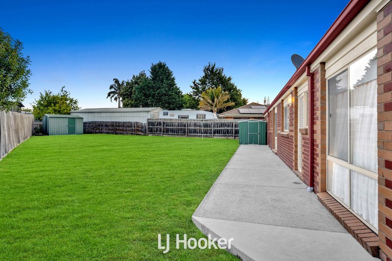 Photo - 57 Toirram Crescent, Cranbourne VIC 3977 - Image 20