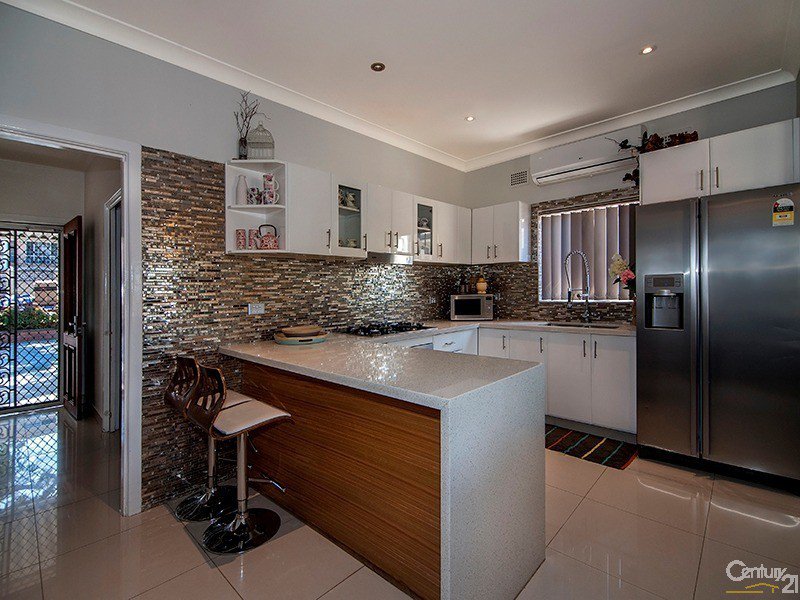 Photo - 57 Townsend Street, Condell Park NSW 2200 - Image 2