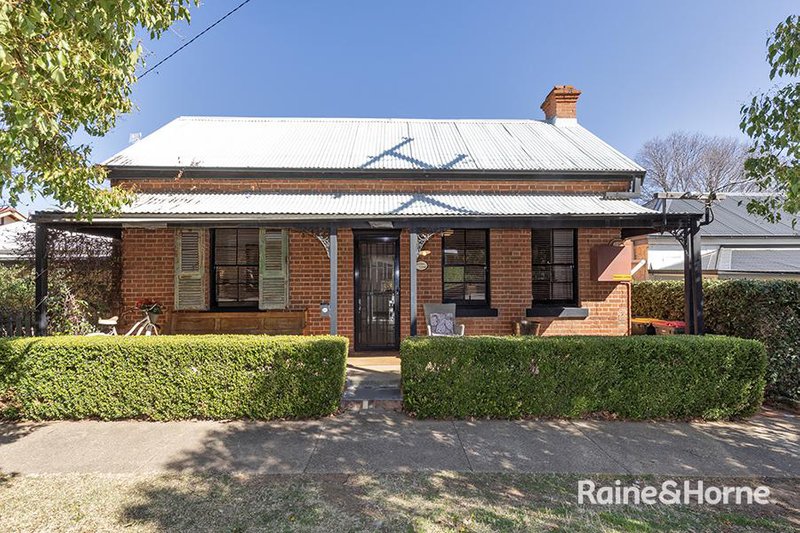 57 Upper Street, Tamworth NSW 2340