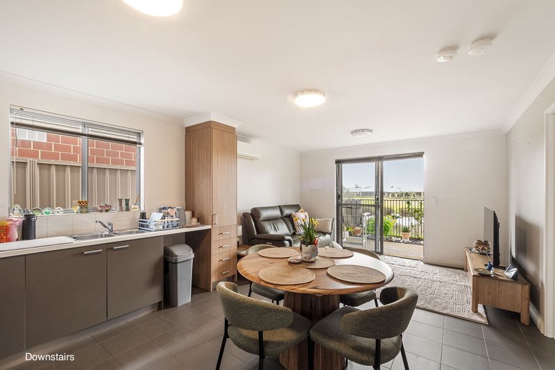 Photo - 57 Valcros Circuit, Dunsborough WA 6281 - Image 2