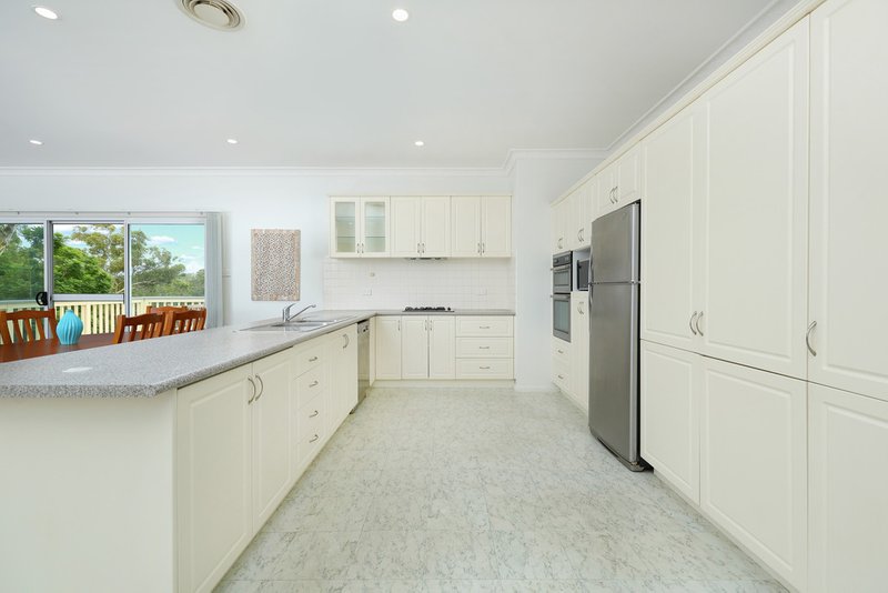 Photo - 57 Valentia Avenue, Lugarno NSW 2210 - Image 5