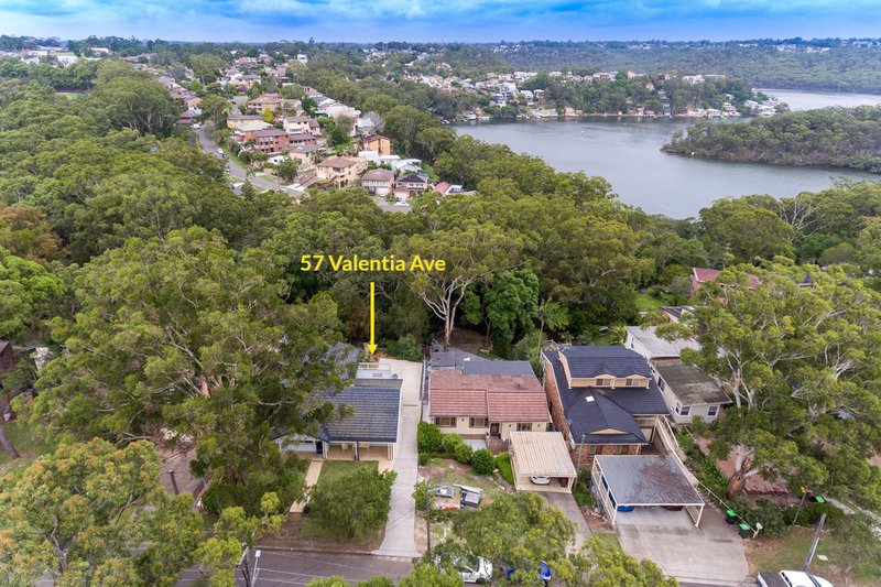 Photo - 57 Valentia Avenue, Lugarno NSW 2210 - Image 10