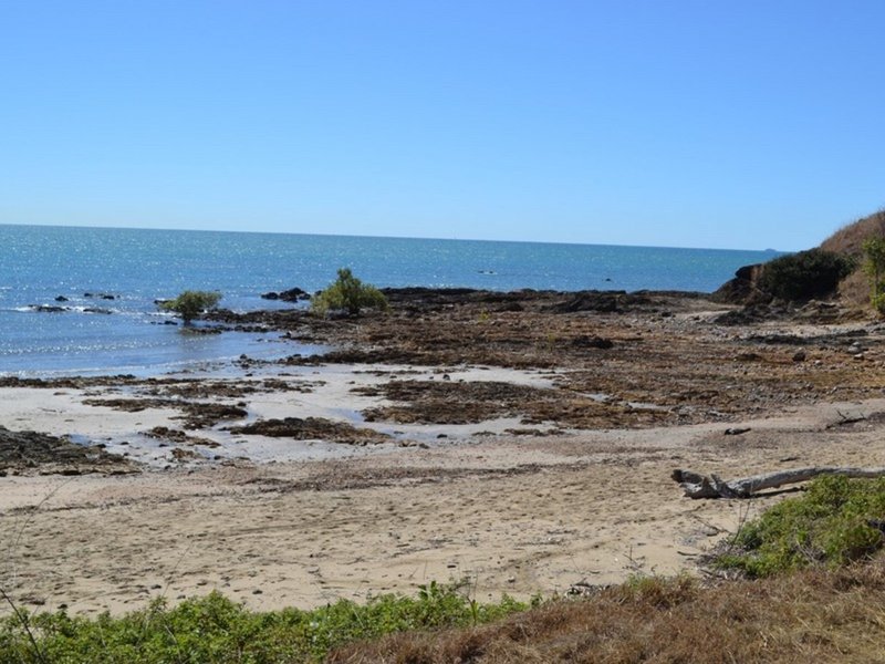Photo - 57 Wattle Grove, Cooee Bay QLD 4703 - Image 6