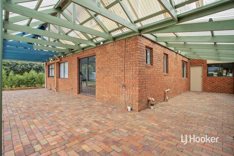 Photo - 57 Whitsunday Drive, Hoppers Crossing VIC 3029 - Image 15