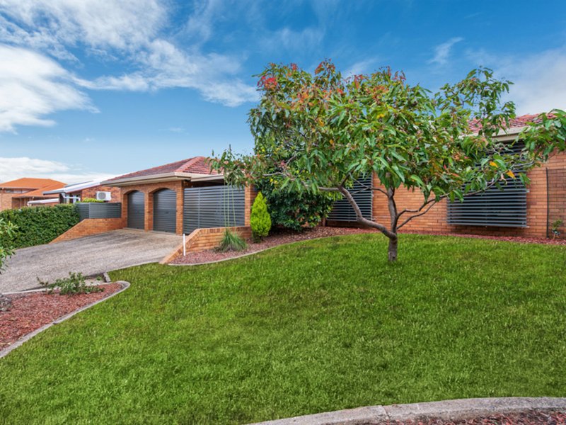 Photo - 57 Willara Street, Carseldine QLD 4034 - Image 2