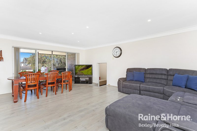 Photo - 57 Willington Street, Turrella NSW 2205 - Image 3