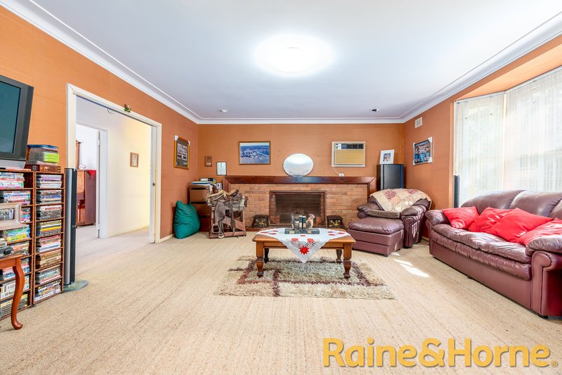 Photo - 57 Wingfield Road, Narromine NSW 2821 - Image 8