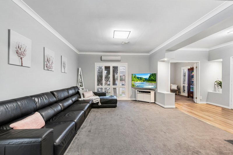 Photo - 57 Wolviston Ave , Hillside VIC 3037 - Image 11