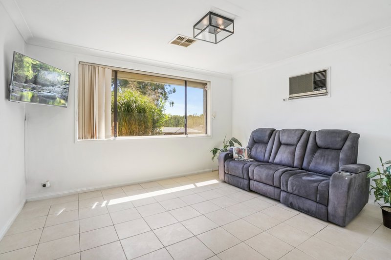 Photo - 57 Yarramundi Drive, Dean Park NSW 2761 - Image 4