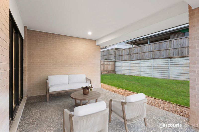 Photo - 57 Yellowstone Circuit, Yarrabilba QLD 4207 - Image 12