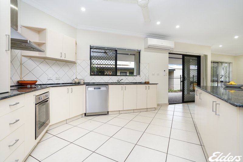 Photo - 57 Yirra Crescent, Rosebery NT 0832 - Image 5