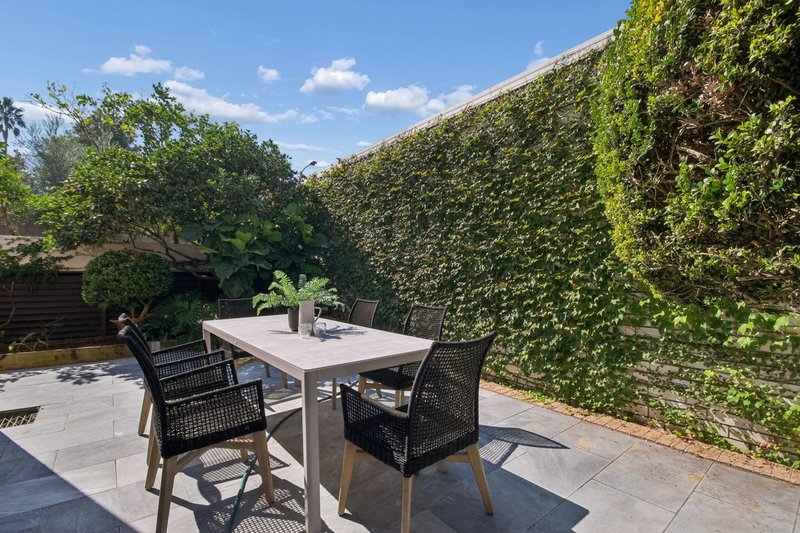 Photo - 5/70-72 Upper Pitt Street, Kirribilli NSW 2061 - Image 3