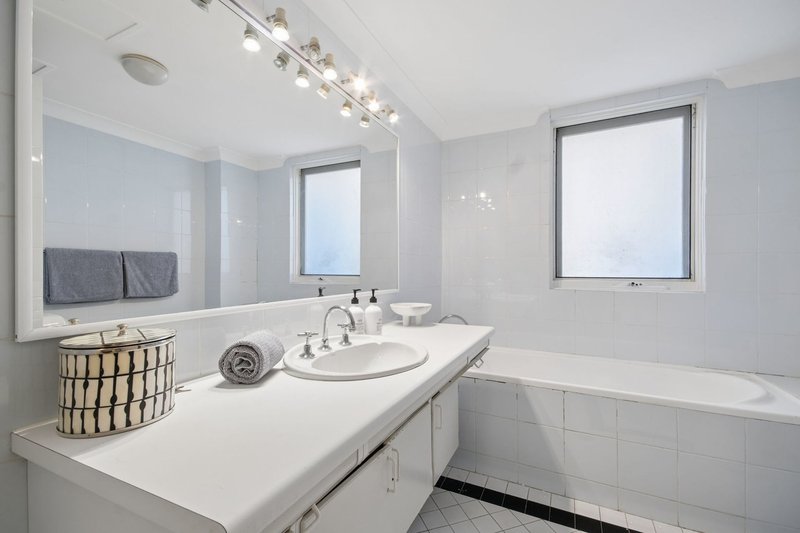 Photo - 5/70-72 Upper Pitt Street, Kirribilli NSW 2061 - Image 11