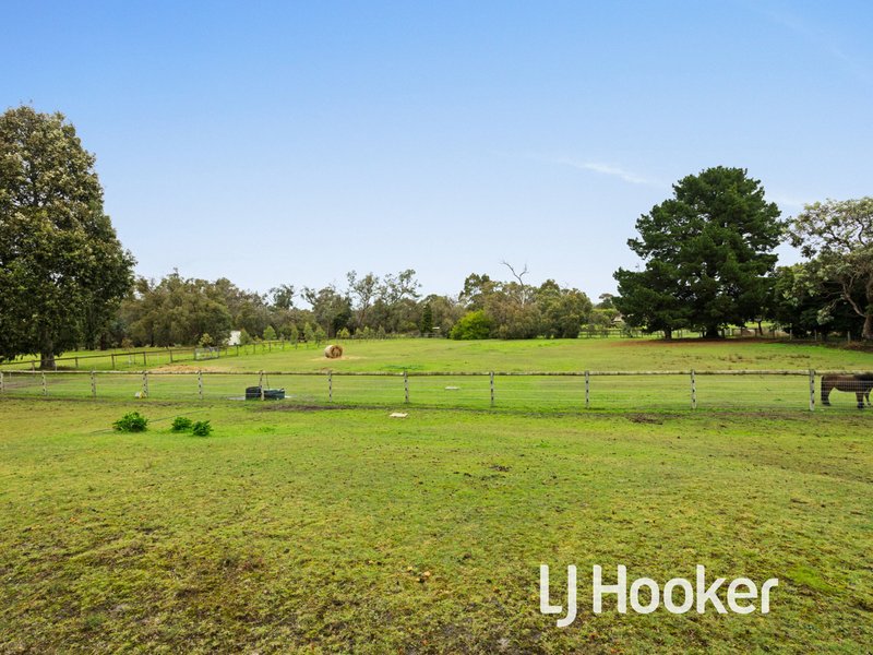 Photo - 570 Baxter-Tooradin Road, Pearcedale VIC 3912 - Image 18