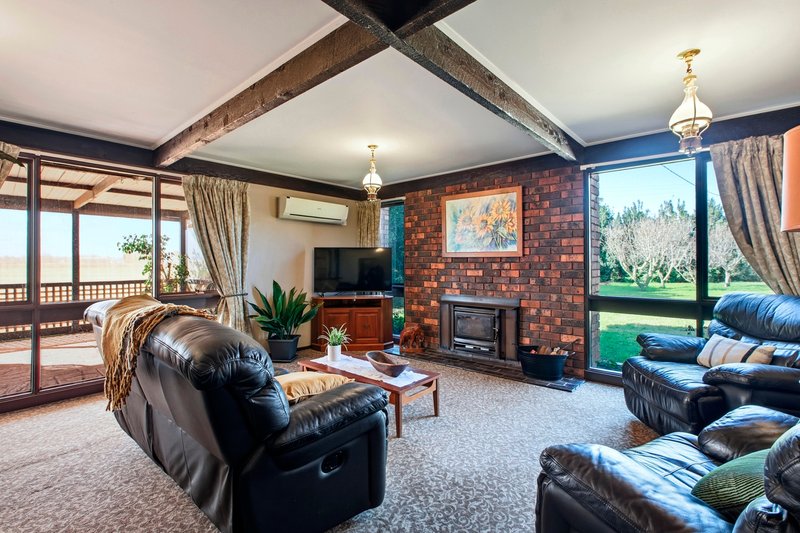Photo - 570 Diggers Road, Werribee South VIC 3030 - Image 5