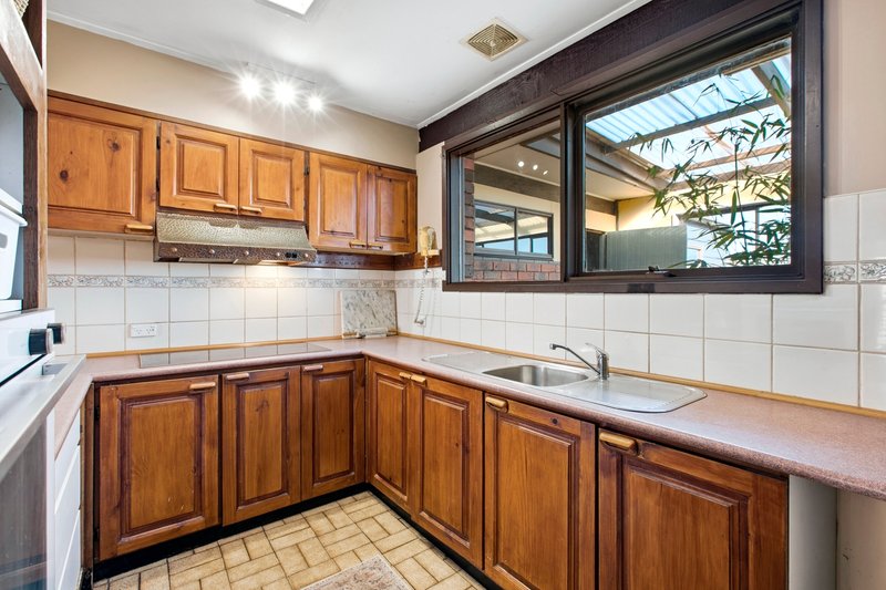 Photo - 570 Diggers Road, Werribee South VIC 3030 - Image 9