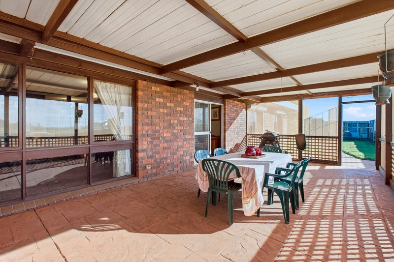 Photo - 570 Diggers Road, Werribee South VIC 3030 - Image 10