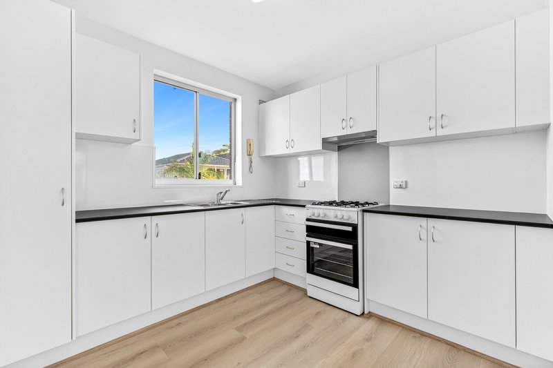 Photo - 5/70 Harbord Road, Freshwater NSW 2096 - Image 3