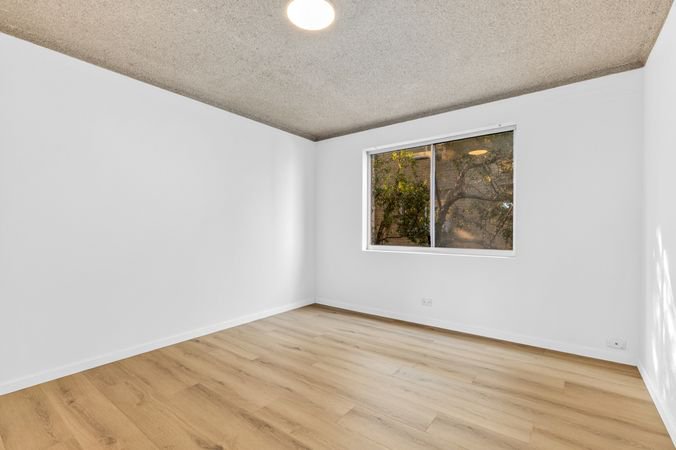 Photo - 5/70 Harbord Road, Freshwater NSW 2096 - Image 4