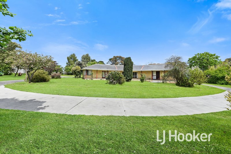 Photo - 570 Thompsons Road, Carrum Downs VIC 3201 - Image 2