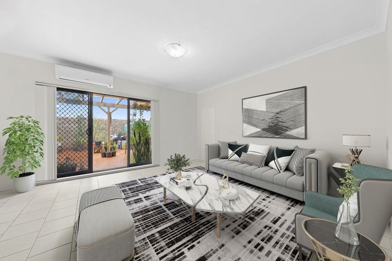 Photo - 5/71-75 Clyde Street, Guildford NSW 2161 - Image 3