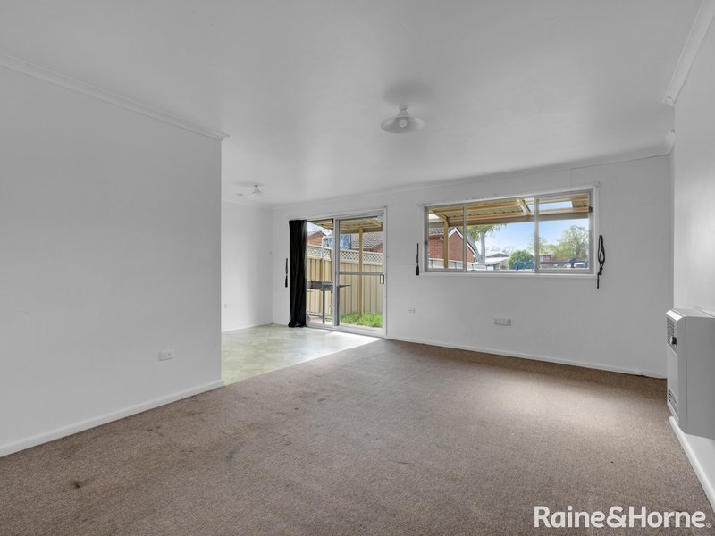 Photo - 5/71 Suttor Street, Windradyne NSW 2795 - Image 5