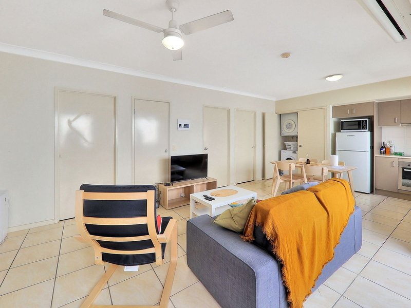 Photo - 57/1848 Logan Road, Upper Mount Gravatt QLD 4122 - Image 6