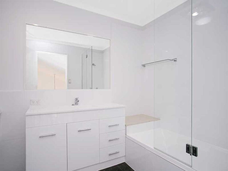 Photo - 57/1A Alison Road, Carrara QLD 4211 - Image 10