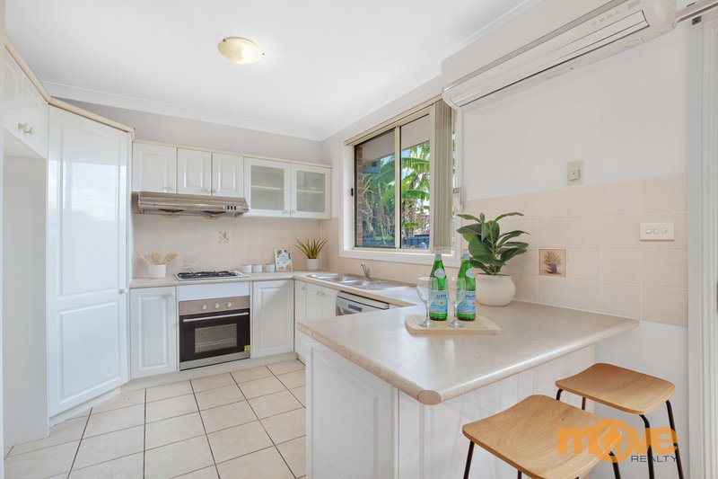 Photo - 5/72 Ballandella Road, Toongabbie NSW 2146 - Image 5