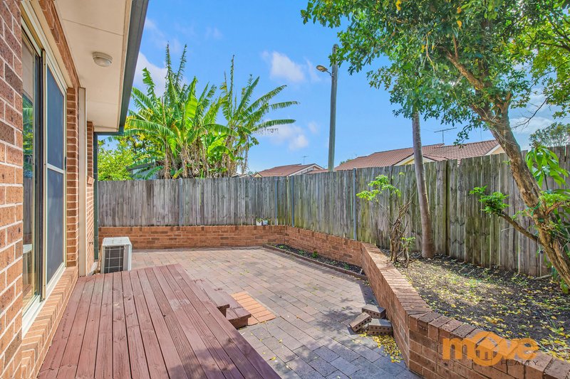 Photo - 5/72 Ballandella Road, Toongabbie NSW 2146 - Image 11