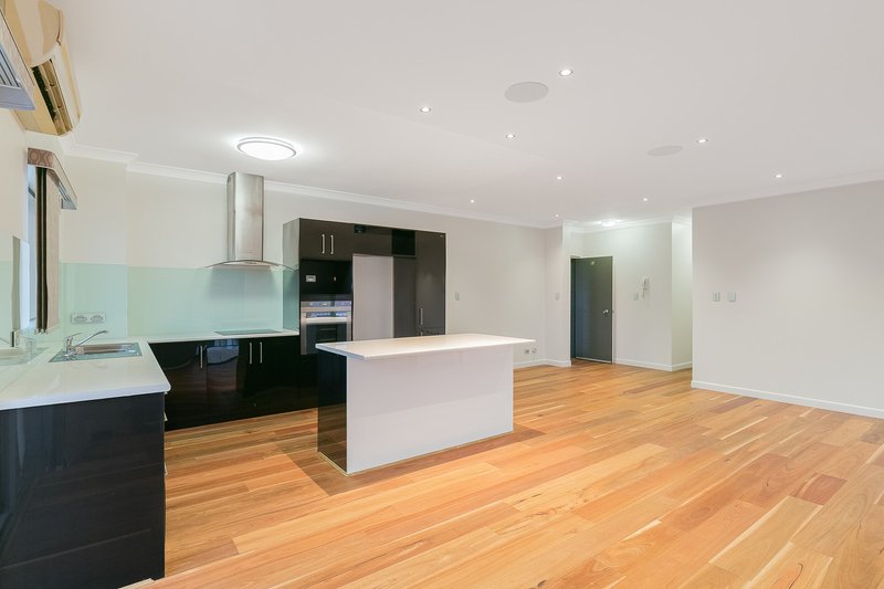 Photo - 57/2 Queen Street, Cleveland QLD 4163 - Image 7