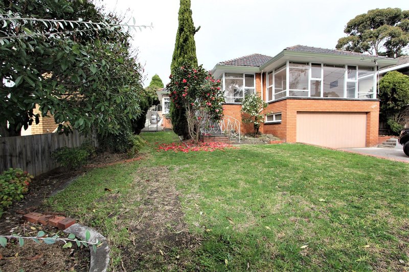 572 Waverley Road, Glen Waverley VIC 3150