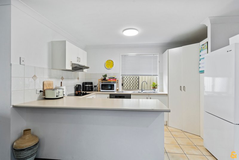 Photo - 57/22 Dasyure Place, Wynnum West QLD 4178 - Image 5