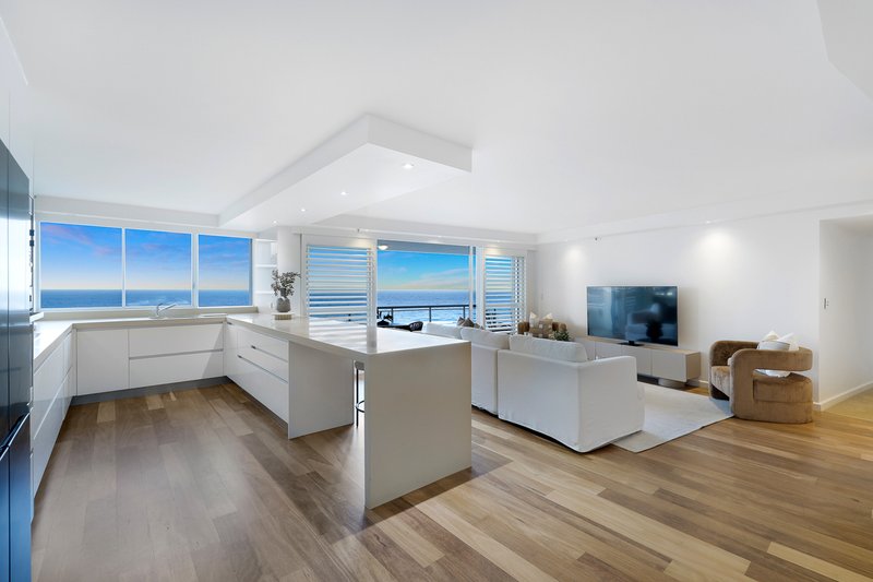 Photo - 57/3 Cunningham Avenue, Main Beach QLD 4217 - Image 12