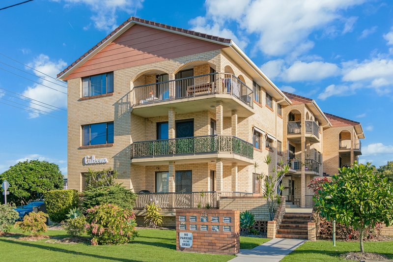 Photo - 5/74 Coolangatta Road, Coolangatta QLD 4225 - Image 1