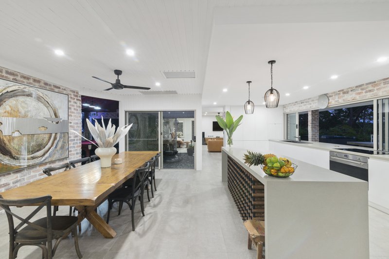 Photo - 574 Tallebudgera Creek Road, Tallebudgera Valley QLD 4228 - Image 3