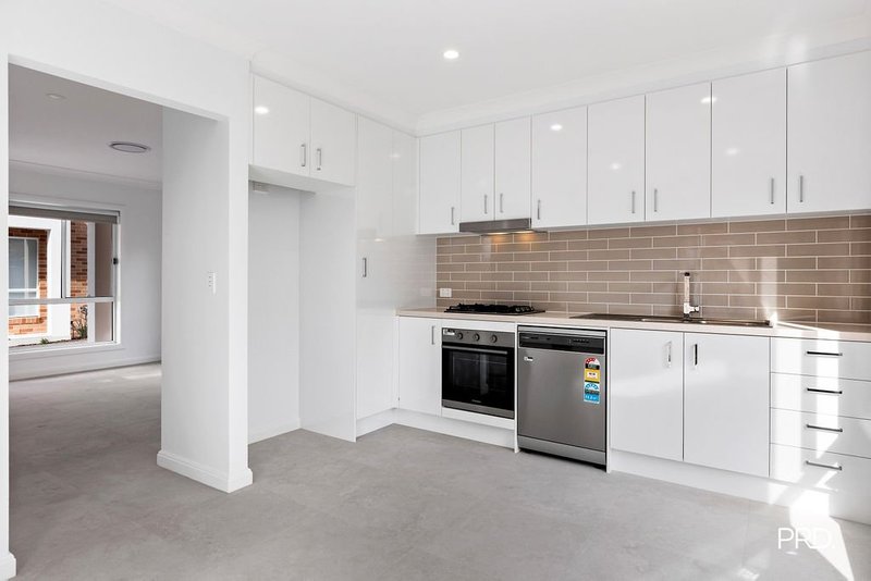 Photo - 5/75 Great Western Highway, Kingswood NSW 2747 - Image 11