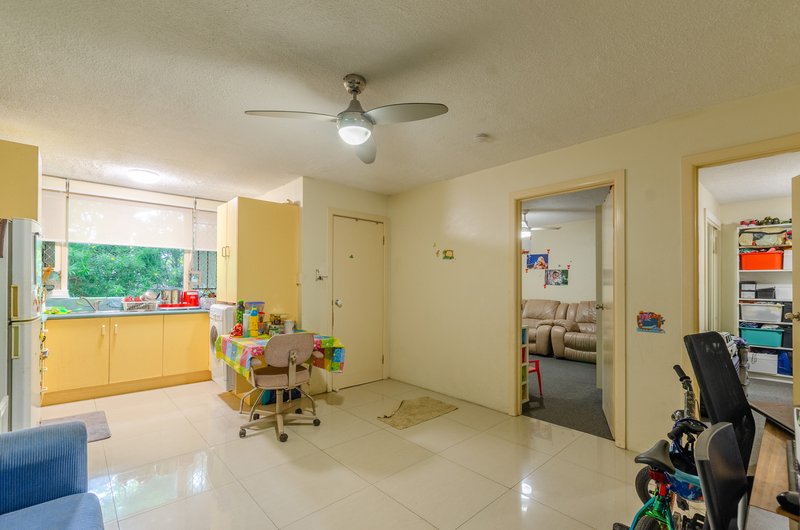 Photo - 5/75 Sir Fred Schonell Drive, St Lucia QLD 4067 - Image 3