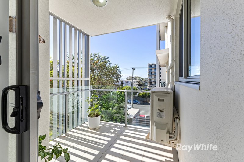 Photo - 5/75 Sutton Street, Redcliffe QLD 4020 - Image 17