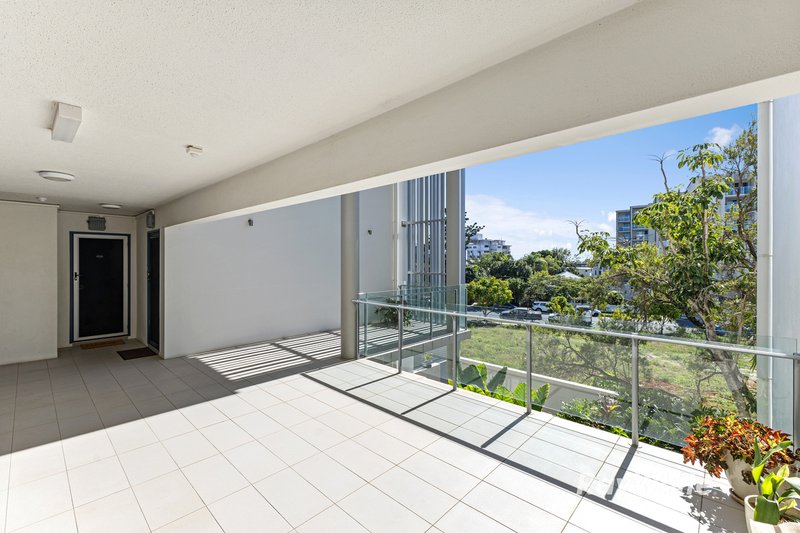Photo - 5/75 Sutton Street, Redcliffe QLD 4020 - Image 21
