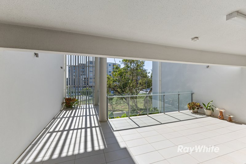 Photo - 5/75 Sutton Street, Redcliffe QLD 4020 - Image 22