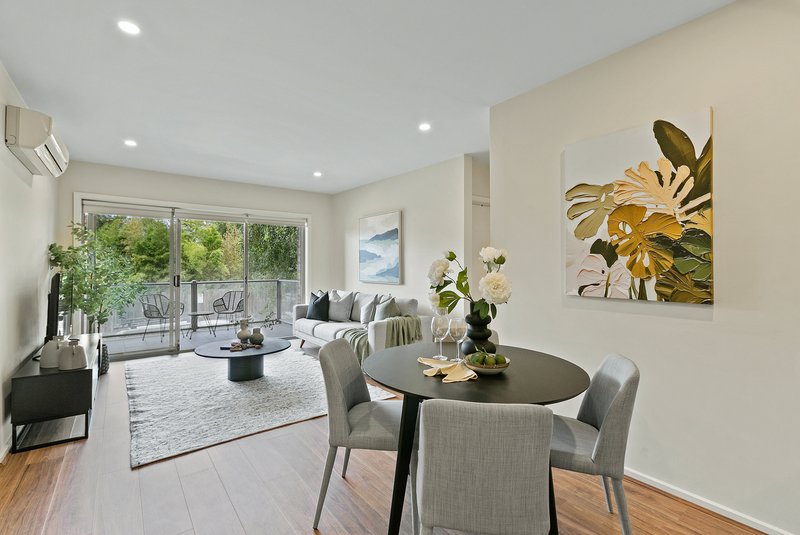 Photo - 5/755 Plenty Road, Reservoir VIC 3073 - Image 3