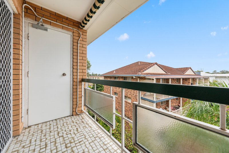 Photo - 5/76 Kitchener Street, Coorparoo QLD 4151 - Image 5