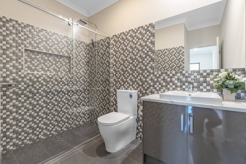 Photo - 576A Regency Road, Broadview SA 5083 - Image 5