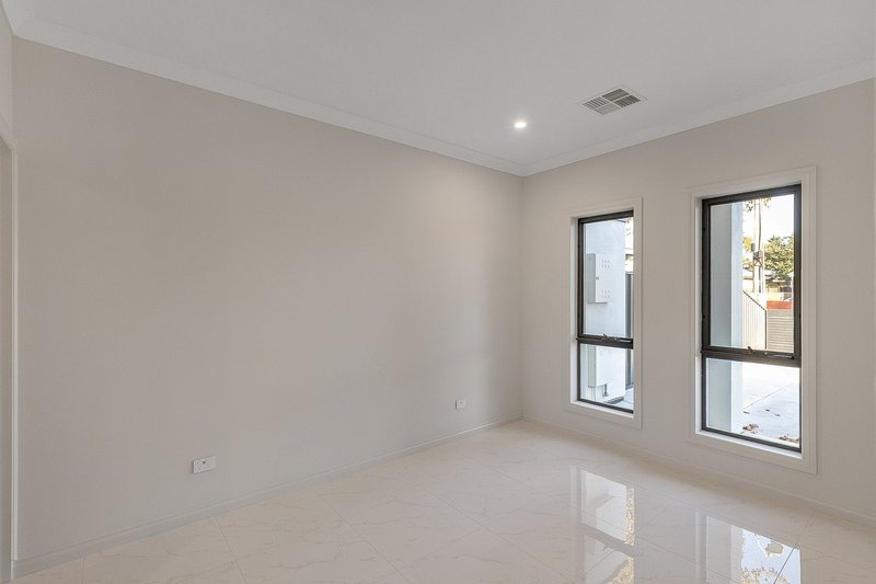 Photo - 576A Regency Road, Broadview SA 5083 - Image 12