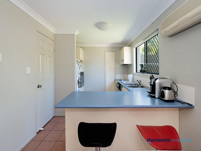 Photo - 5/77 Bilyana Street, Balmoral QLD 4171 - Image 4