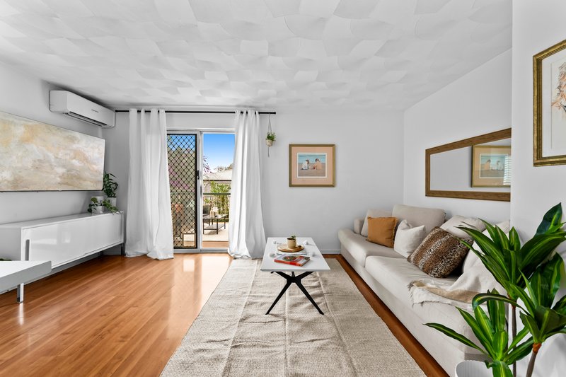 Photo - 5/77 Enoggera Terrace, Red Hill QLD 4059 - Image 6