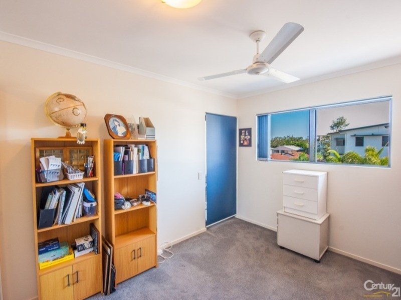 Photo - 5/77 Memorial Avenue, Maroochydore QLD 4558 - Image 9